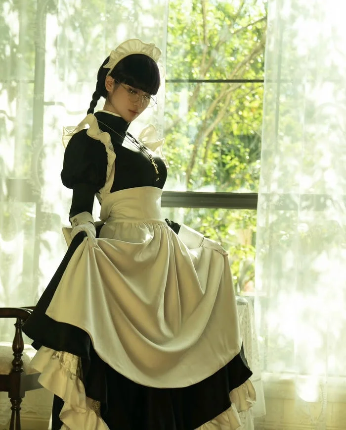 Mê tít với 111+ ảnh cosplay hầu gái cực quyến rũ, gợi cảm
