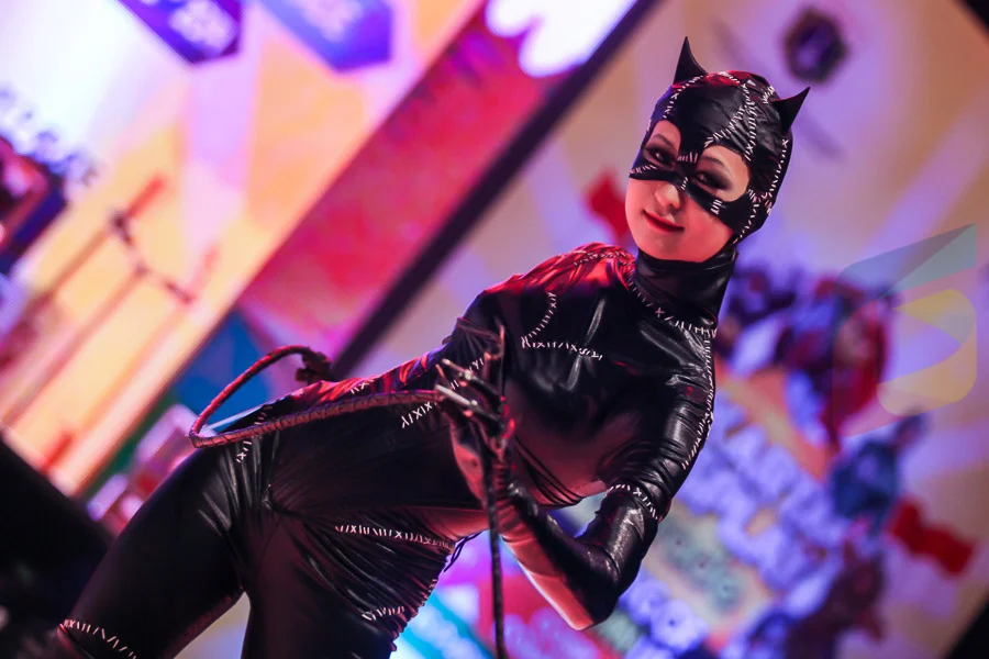 cosplay trang phục da đen phong cách mèo